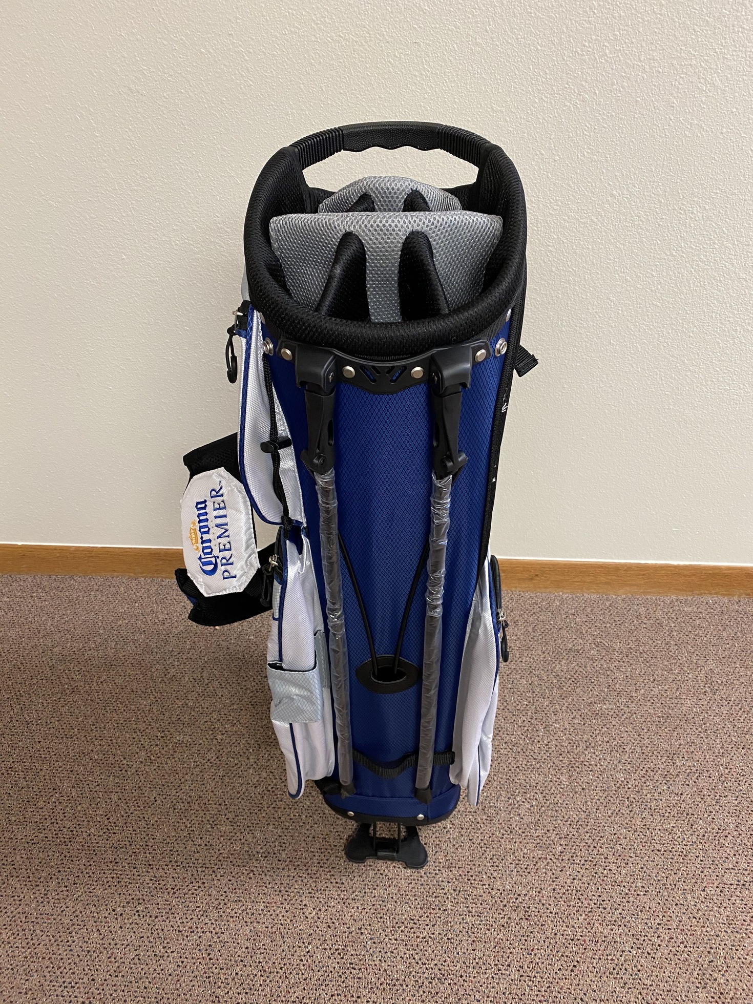 Corona premier golf bag store